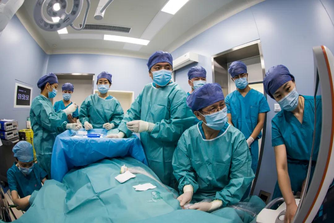 健康時(shí)報(bào)—針尖上的黑科技來(lái)了！以針代刀“燒烤”惡性腫瘤組織