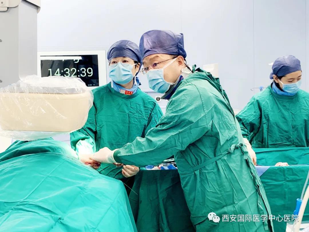 心內(nèi)心外聯(lián)手，為年輕生命保駕續(xù)航