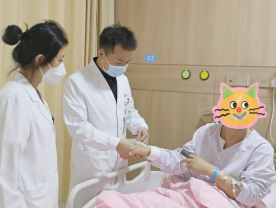 造影劑過(guò)敏？無(wú)“劑”可施，醫(yī)生出“聲”顯“影”打通患者閉塞的血管