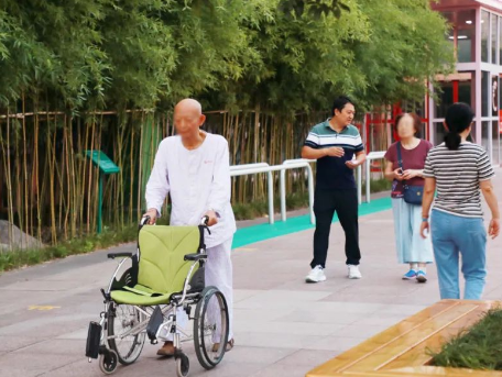 住院期間也能給健康加分？每周一、三、五動起來，為健康打卡！